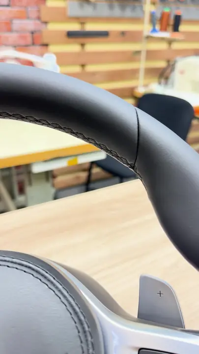 Перетяжка руля BMW G30 с подогревом — фото 2
