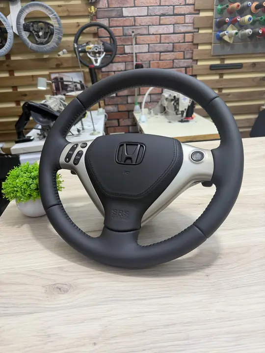Перетяжка руля и подушки Honda Civic — фото 1