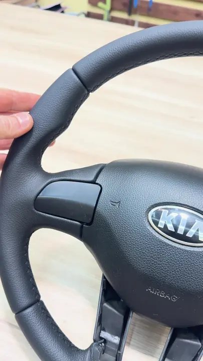 Перетяжка руля и ручки Kia Sportage — фото 2