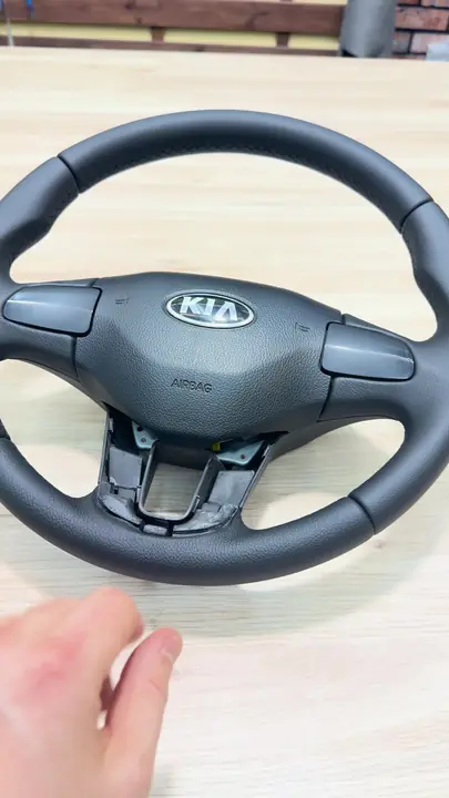 Перетяжка руля и ручки Kia Sportage — фото 3