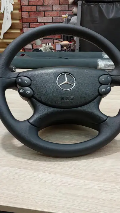 Руль, ручка КПП и сиденье Mercedes-Benz E-класса (W211) — фото 1
