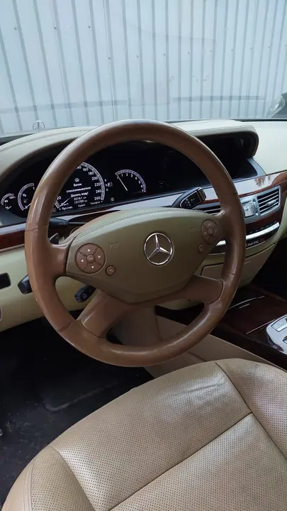 Перетяжка руля и подушки Mercedes-Benz S-класса (W221) — фото 2
