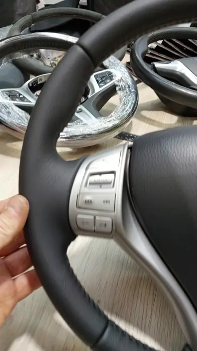 Перетяжка руля Nissan Qashqai текстурной кожей — фото 2