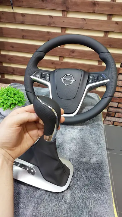 Перетяжка руля и ручки АКПП Opel Insignia — после