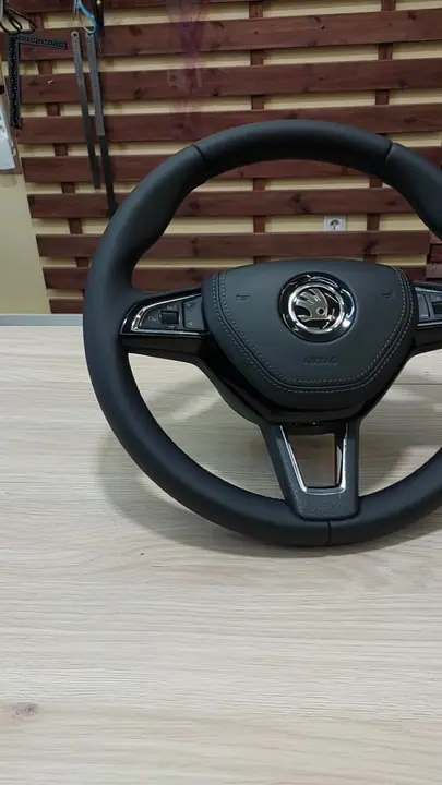 Перетяжка руля Skoda Superb с подогревом — фото 3