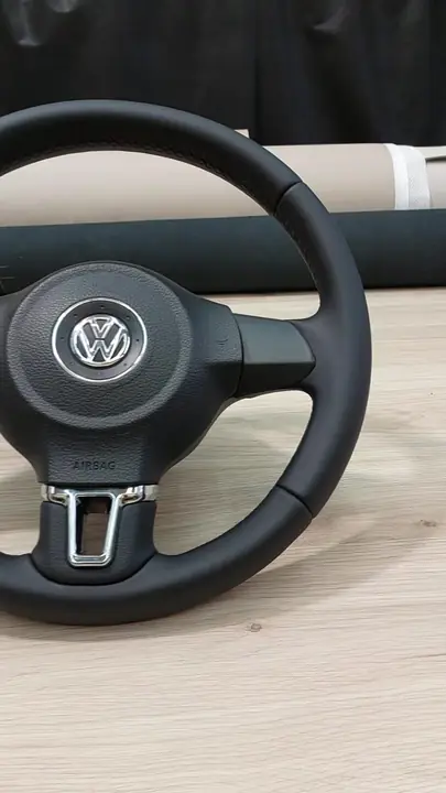 Перетяжка голого руля Volkswagen Polo в кожу — фото 3